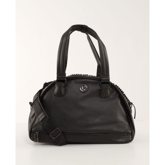 lululemon athletica Handbags - Lululemon Still Groovy Bag